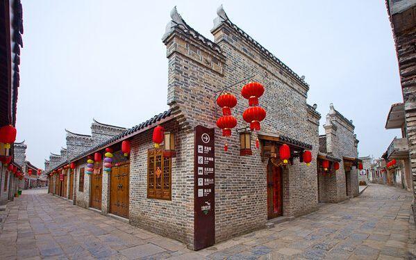 请问做完爱后有时候身上皮肤会刺痒，还长了两个痘痘 被我抓破皮了，请问这是什么病症？游戏画面